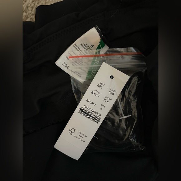 J Crew black one piece strapless ruffle swimsuit NWT size 6 - Picture 3 of 3